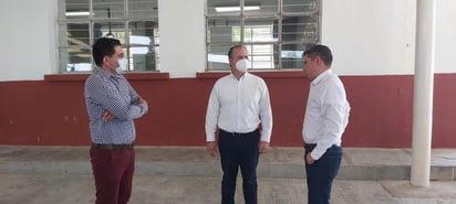 Planea secretario de Educación habilitar  escuelas, incluyendo de San Buenaventura