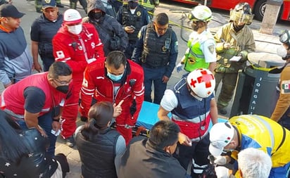 Permanecen hospitalizadas 9 personas tras accidente de Metrobús