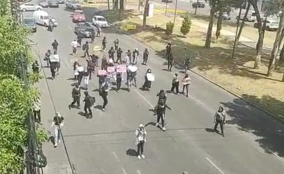 Feministas realizan pintas en ayuntamiento