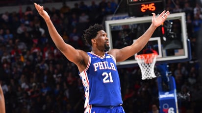 Embiid se convierte en el campeón anotador 2021-22