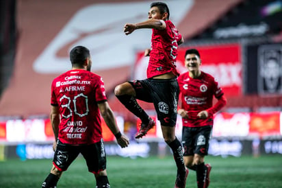 Xolos se enfrenta al puntero de la tabla