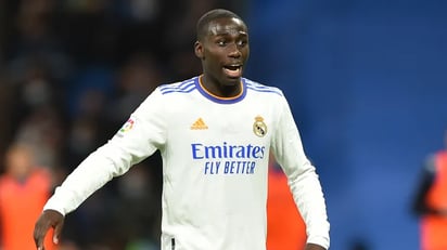 Mendy sigue al margen a dos días del Chelsea