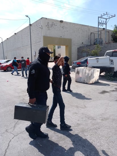    Arrestan a menor por robo a domicilio de la colonia Guadalupe de Monclova