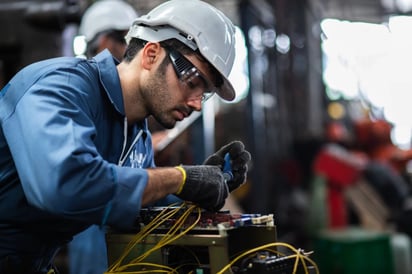  La actividad industrial rompe racha de cuatro meses al alza, indicador cayó 1%