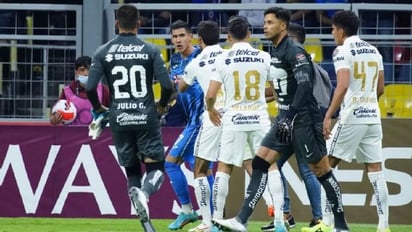 Conato de bronca al finalizar el duelo entre Cruz Azul y Pumas en el Azteca