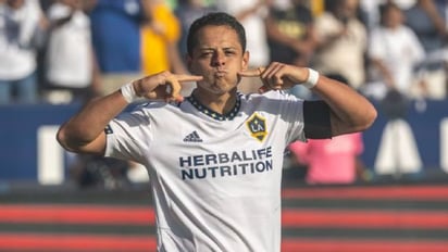 Chicharito, en 'plenitud', asegura que si no quisiera estar en la Selección, ya 'se hubiera retirado'