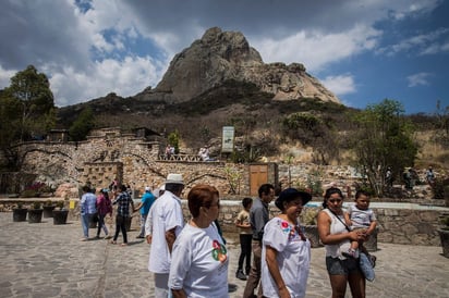 Llegarán a Bernal 40 mil turistas esta Semana Santa