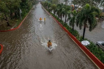 Suben a 137 los muertos y 28 desaparecidos por la tormenta Megi en Filipinas