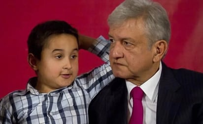 AMLO concluye gira y regresa para celebrar 15 años de su hijo