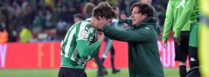 Así rompió en llanto Diego Lainez tras ganar la Copa del Rey, aunque no jugó