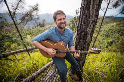 El artista puertorriqueño Hermes Croatto lanza el tema 'Isla de tus Ojos'