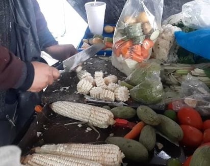 Lluvias benefician de momento a vendedores de frutas y verduras