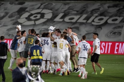 El Madrid vuelve a Cibeles a celebrar LaLiga con el sueño de remontar al City