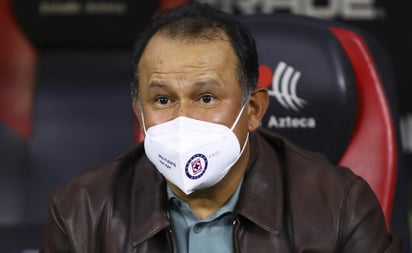 Reynoso considera que a Cruz Azul le falta 'tranquilidad para atacar'