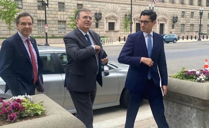 Ebrard acuerda con Mayorkas trabajar en tema 