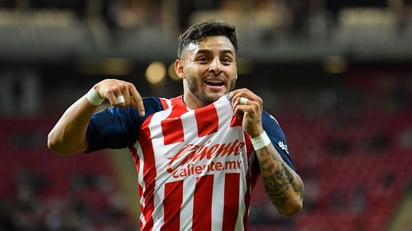 El otro reto de Alexis Vega: unirse a los jugadores de Chivas que brillaron con el Tri