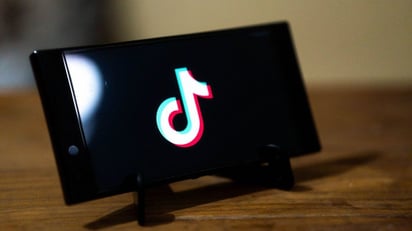 Una mujer se despide en TikTok y se quita la vida