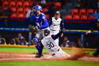 Sigue el dominio de los Acereros y continúan ganando ante Rieleros