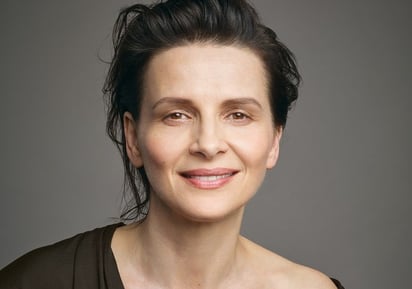 Juliette Binoche recibe el Premio Donostia en la 70 edición de San Sebastián