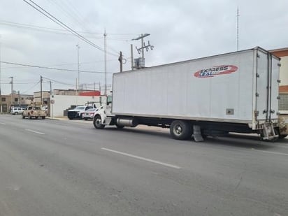 Detienen a 3 traficantes de indocumentados