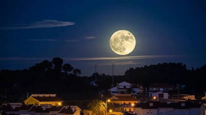 No te pierdas el 16 de mayo la Luna de flores