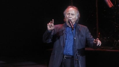 Serrat dice adiós a los escenarios de Monterrey