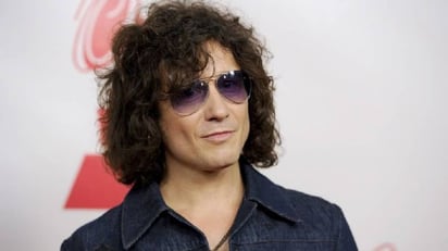 Enrique Bunbury cancela su gira y anticipa su retirada