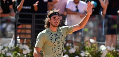 Tsitsipas: 'Alcaraz y Djokovic son los favoritos para Roland Garros'