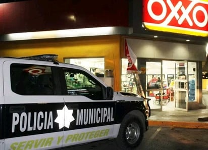 Delincuente asalta tienda de la colonia Praderas armado con cuchillo