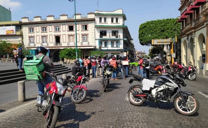 Repartidores protestan por detención de 'El Mara'