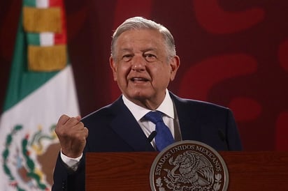 ‘No vamos a dar ni un paso atrás’, dice AMLO sobre la contratación de médicos cubanos