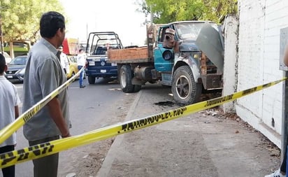 Conductor choca contra kinder en Sinaloa