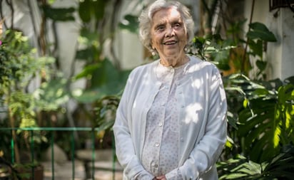 Cinco libros para comenzar a leer a Elena Poniatowska