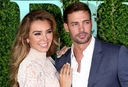 Mensajes en redes de William Levy y Elizabeth Gutiérrez desatan rumores