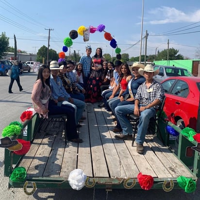 Con cabalgata celebra CBTA 209 ‘Día del estudiante’