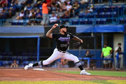 Sultanes y Acereros están empatados una carrera por bando