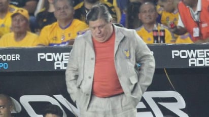 Miguel Herrera reconoce error y desconcentración por alineación indebida de Tigres vs Atlas