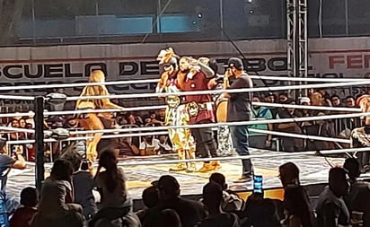 Máscaras del Freestyle, la espléndida función de batallas de lucha li