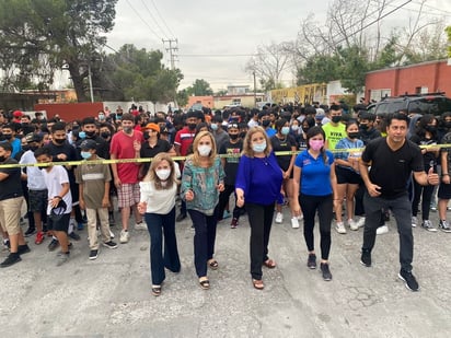 Celebran el Día del Estudiante con una carrera