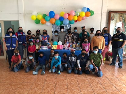 La Casa Meced festeja con jubilo a 70 alumnos a celebrarse el Día del estudiante