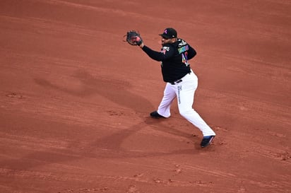 Acereros toma la ventaja ante Mariachis