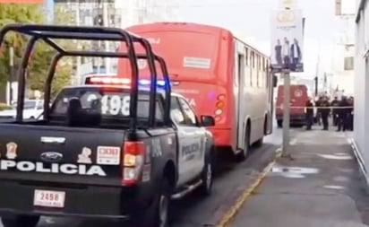 Intentan linchar a sujetos que asaltaron a estudiante en Toluca