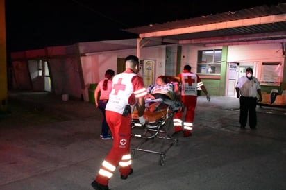 Mujer se autolesiona al discutir con su esposo