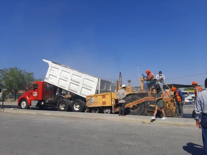 Vecinos de la avenida sur son beneficiados con recarpeteo 