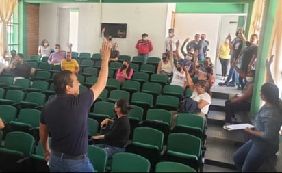 Docentes de CBETA denuncian falta de pagos