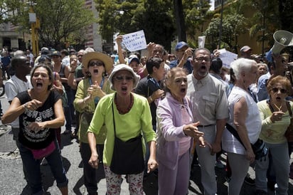 ONG y opositores rechazan condiciones de vida de adultos mayores venezolanos