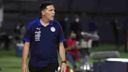 Berizzo pide esfuerzo y compromiso en Chile al llegar al banquillo de la Roja