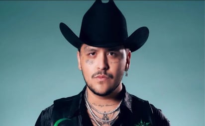 Filtran vídeo de Christian Nodal supuestamente cantando en Coppel