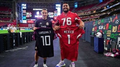 Previo al juego de México, Andrés Guardado intercambia camiseta con Will Hernández