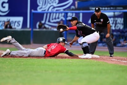 Acereros continúa con la ventaja ante los Tecolotes